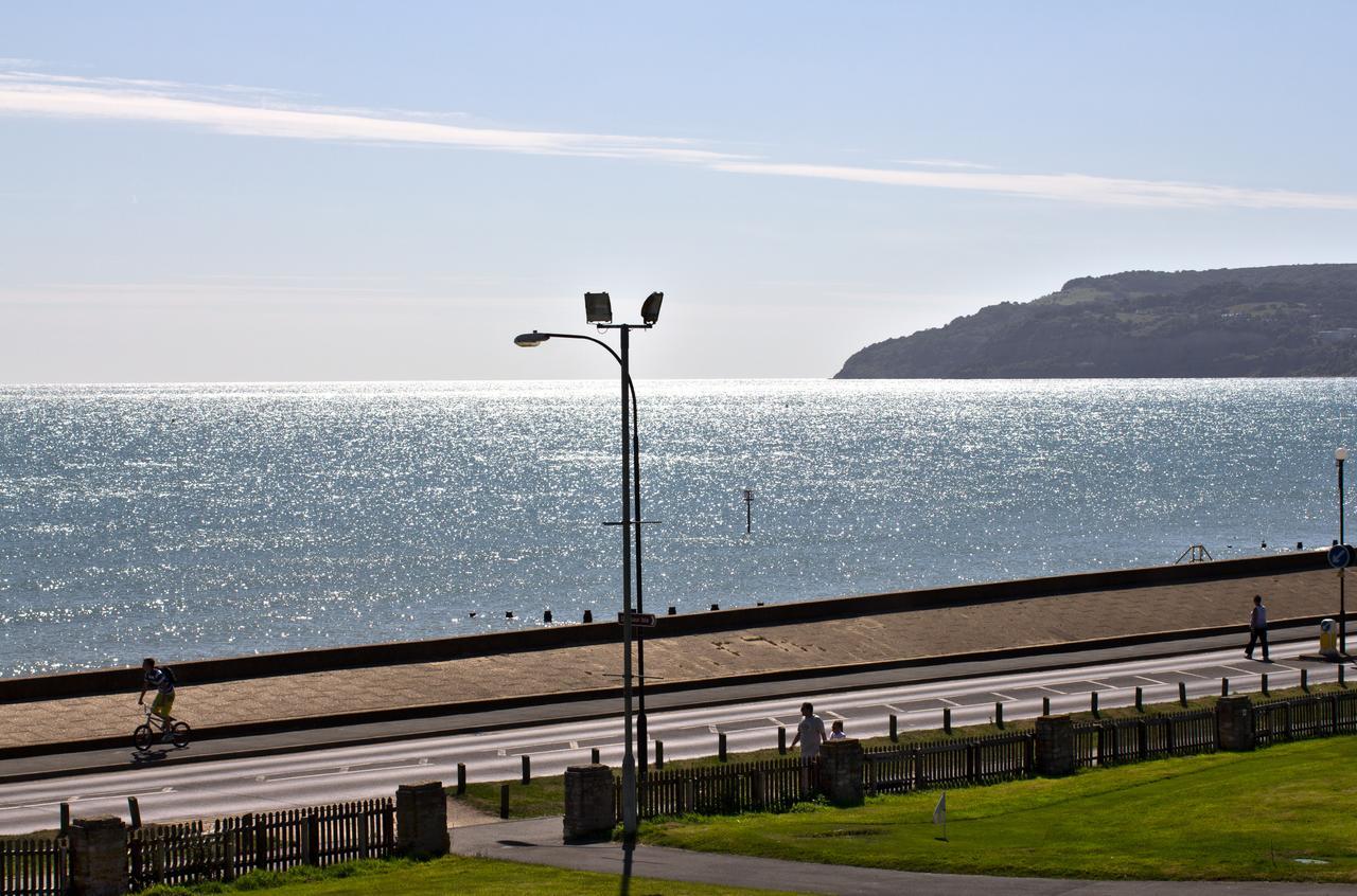 Sandown Hotel - Sandown, Isle Of Wight --- Return Car Ferry 89 Pounds From Southampton Exterior photo